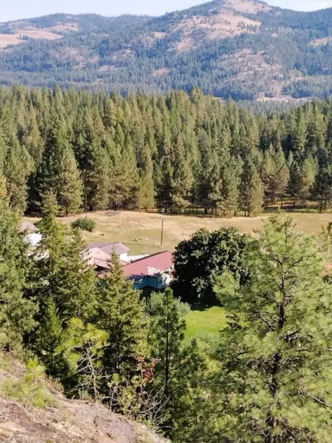 72 Matsen Crk Rd, Kettle Falls, WA 99141