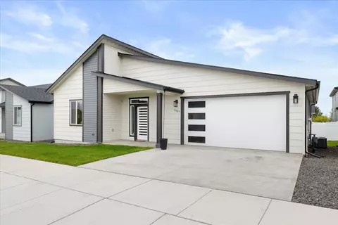 1907 W Lavender Ave, Spokane, WA 99208