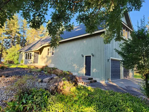 16604 S Curtis Rd, Cheney, WA 99004