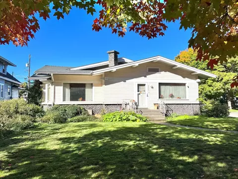 2925 N West Oval St, Spokane, WA 99205