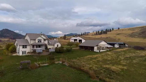 1810 Brooks Rd, Evans, WA 99126 photo 5