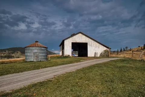 1810 Brooks Rd, Evans, WA 99126 photo 2