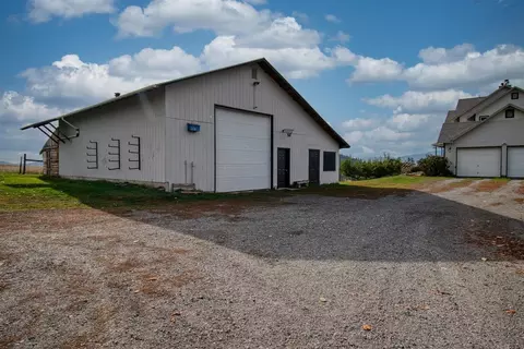 1810 Brooks Rd, Evans, WA 99126 photo 4