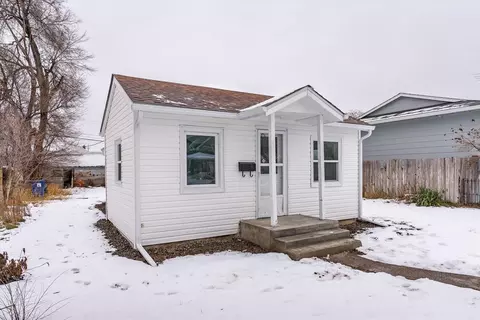 2217 E Sanson Ave, Spokane, WA 99207