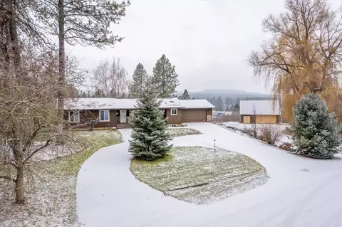 21523 N Meadowview Dr, Colbert, WA 99005
