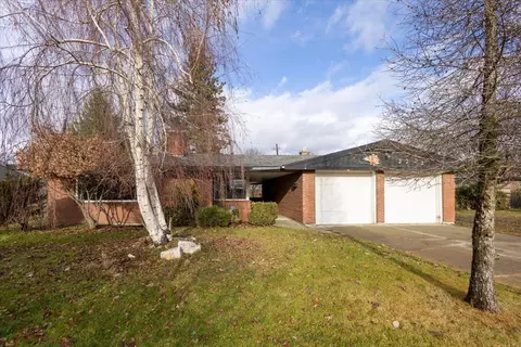 2222 W Garland Ave, Spokane, WA 99205