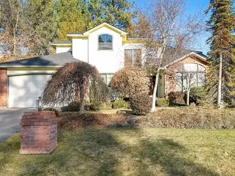 202 W Rolland Ave, Spokane, WA 99218
