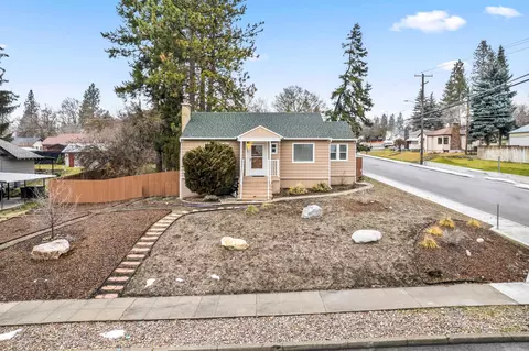 2606 W Courtland Ave, Spokane, WA 99205