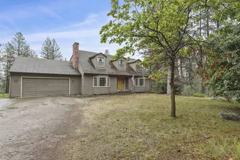 32326 N Shanna Dr, Chattaroy, WA 99003