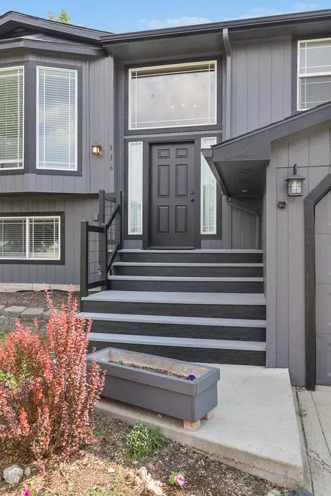 316 E Ballard Rd, Colbert, WA 99005 photo 4