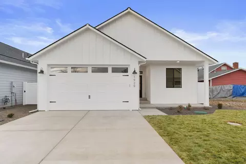 1929 N Jakeman Ct, Spokane Valley, WA 99016