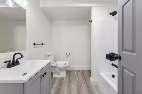 1214 E Broad Ave, Spokane, WA 99207 photo 23