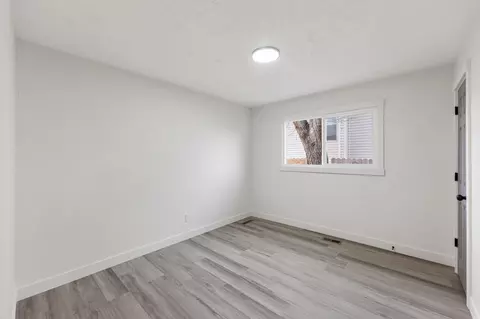 1214 E Broad Ave, Spokane, WA 99207 photo 17