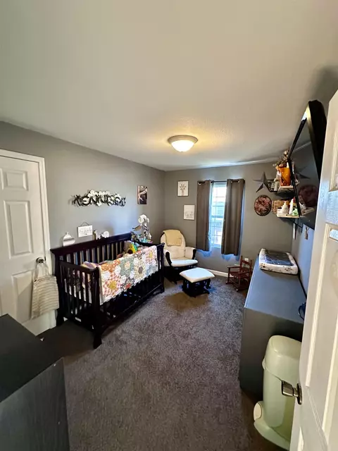 1814 E Liberty Ave, Spokane, WA 99207 photo 14