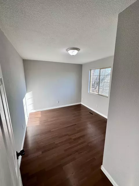 1814 E Liberty Ave, Spokane, WA 99207 photo 12