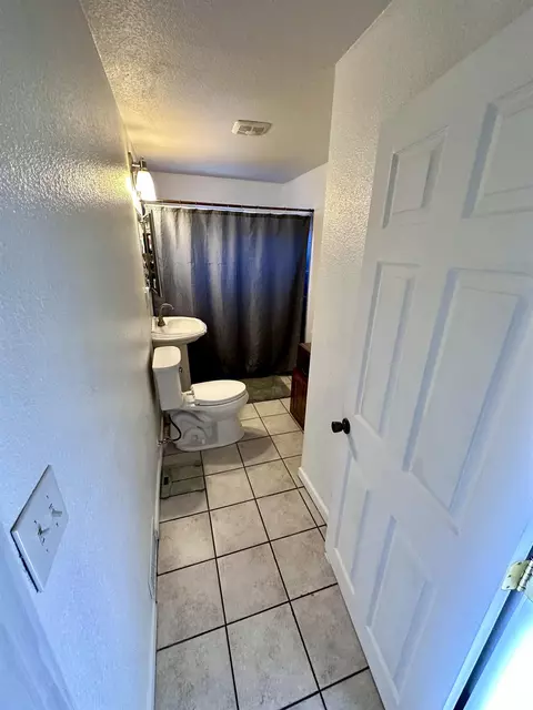 1814 E Liberty Ave, Spokane, WA 99207 photo 8