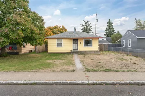 1324 E Garland Ave, Spokane, WA 99207