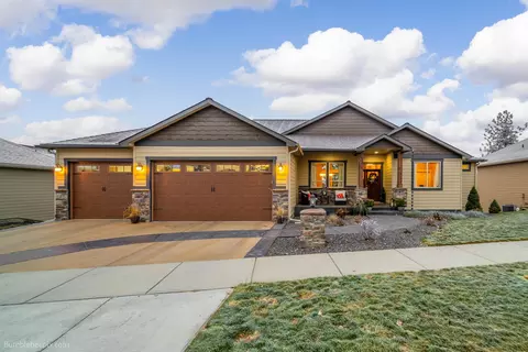 10605 N Skyline Dr, Spokane, WA 99208