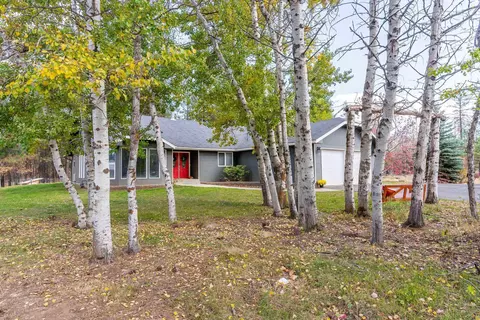 13915 S Chapman Rd, Medical Lake, WA 99022