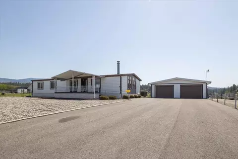 18416 E 32nd Ave, Greenacres, WA 99016