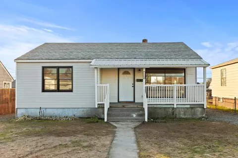 1214 E Lacrosse Ave, Spokane, WA 99207