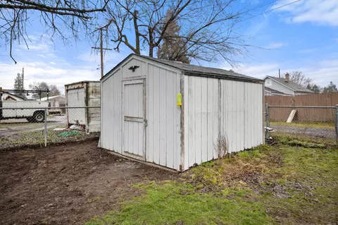 1220 E North Ave, Spokane, WA 99207 photo 22