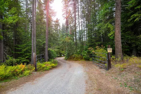 3481 Northshore Diamond Lake Rd, Newport, WA 99156