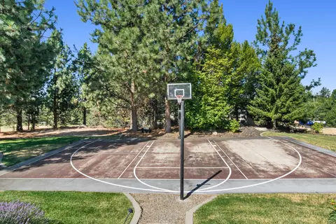 5906 E 25th Ln, Spokane, WA 99223 photo 41