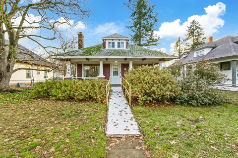 713 W York Ave, Spokane, WA 99205