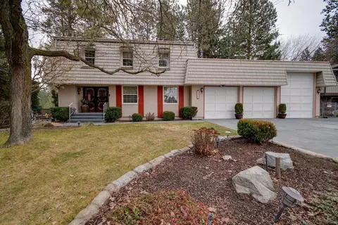 11812 N Guinevere Dr, Spokane, WA 99218