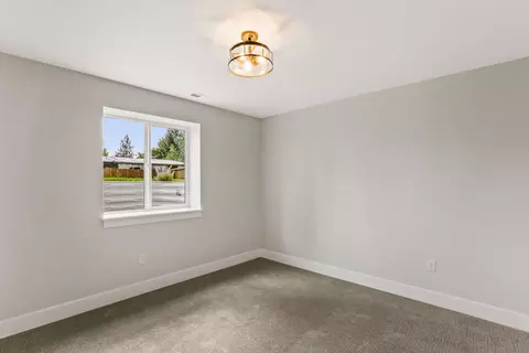 914 E Farwell Rd, Spokane, WA 99208 photo 19