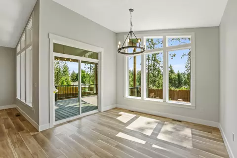 914 E Farwell Rd, Spokane, WA 99208 photo 4