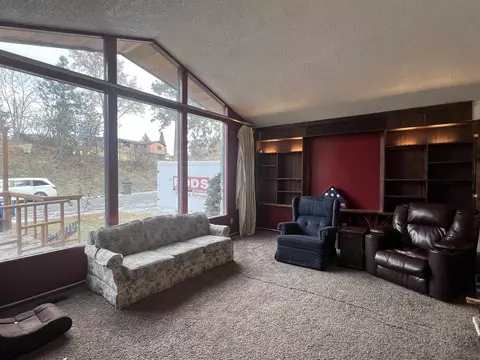 11804 E 20th Ave, Spokane Valley, WA 99206 photo 2