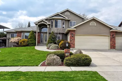 7709 N Rock Ridge Dr, Spokane, WA 99208