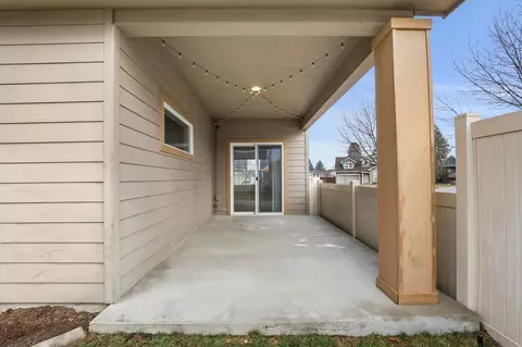Exterior - 1810 E Devoe Ave, Spokane, WA 99217 photo 6 of 9