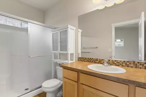 Bath - 1810 E Devoe Ave, Spokane, WA 99217 photo 1 of 2