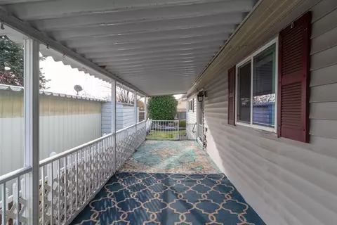 1205 E Lyons Ave #5, Spokane, WA 99208 photo 2