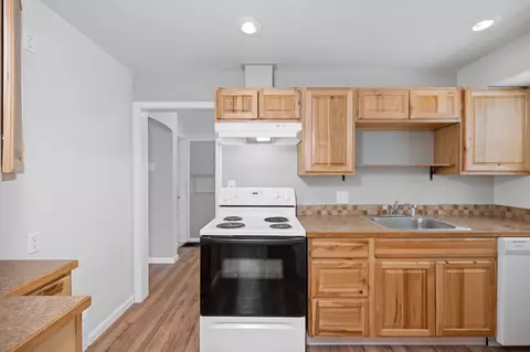 2204 E Longfellow Ave, Spokane, WA 99207 photo 11