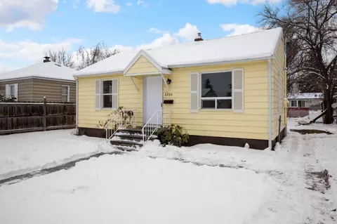 2204 E Longfellow Ave, Spokane, WA 99207