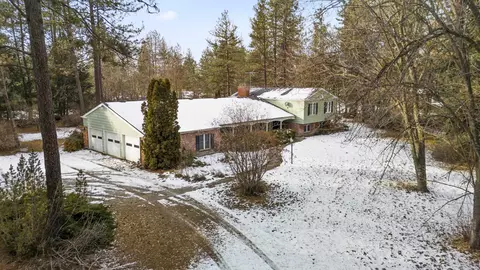 12512 S Gardner Rd, Cheney, WA 99004
