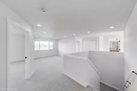 2119 E 33rd Ave, Spokane, WA 99203 photo 12