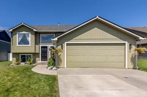 17615 E 2nd Ln, Spokane Valley, WA 99016