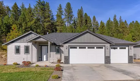 25722 N Ranchette Ct, Chattaroy, WA 99003