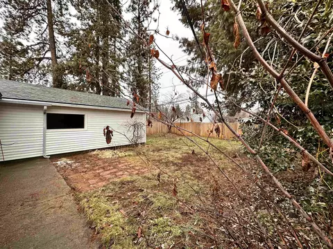 1027 E 38th Ave, Spokane, WA 99203 photo 14
