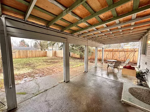 1027 E 38th Ave, Spokane, WA 99203 photo 15