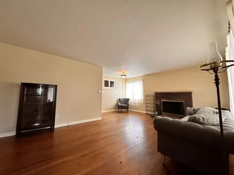 1027 E 38th Ave, Spokane, WA 99203 photo 3