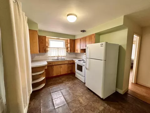 1027 E 38th Ave, Spokane, WA 99203 photo 6