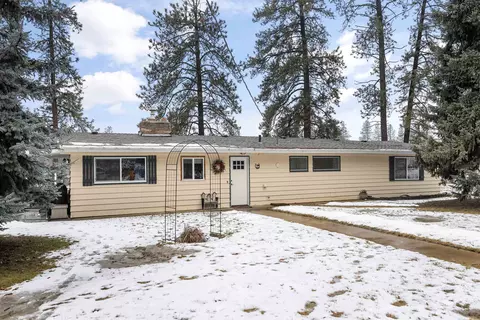 6505 W Lowell Ave, Nine Mile Falls, WA 99026