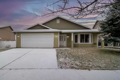 325 S Molly Mitchell Dr, Airway Heights, WA 99001