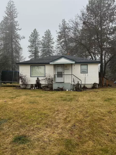 15217 N Newport Hwy, Mead, WA 99021
